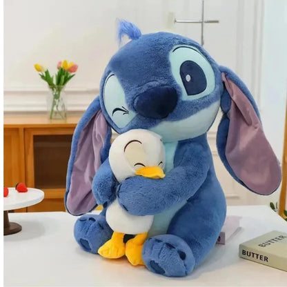 Fluffies™ Stitch Hugging Duck