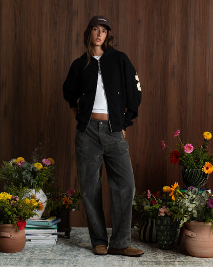 WOMAN [Model is 1.82 m / 5’11" wearing size M]